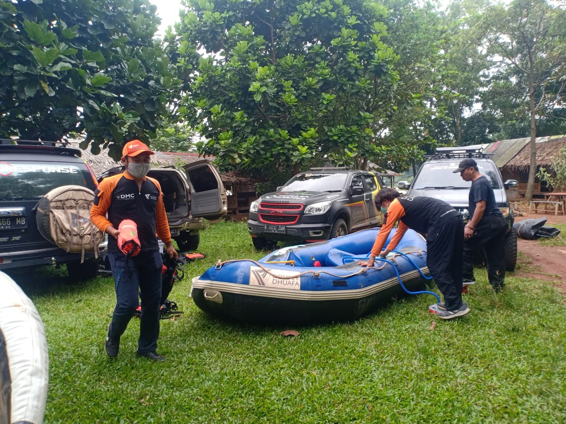 Siaga-Potensi-Cuaca-Ekstrem,-DMC dan-IFI-Adakan-Pelatihan-Water-Rescue