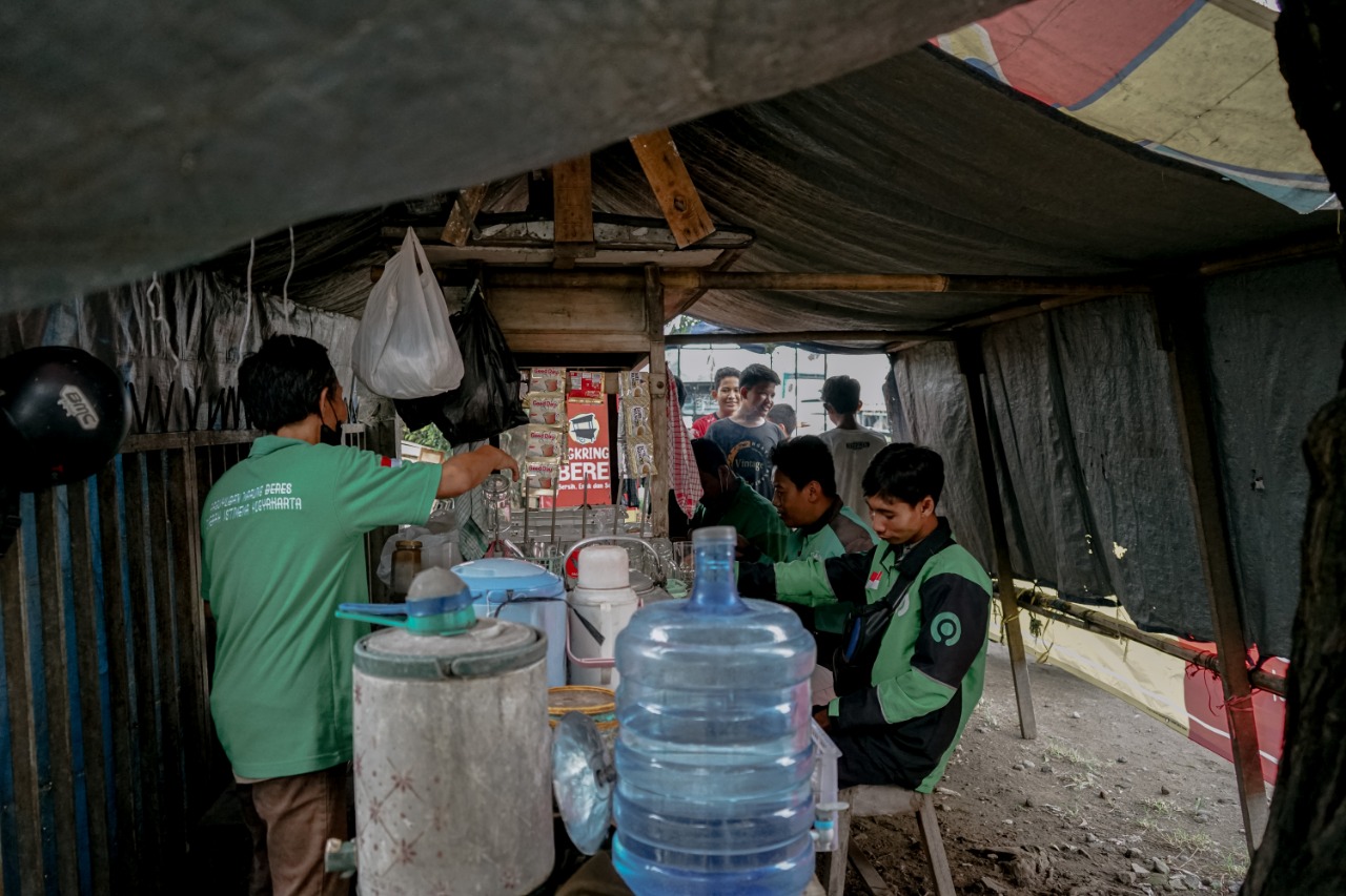 angkringan beres dompet dhuafa warung beres dd jogja