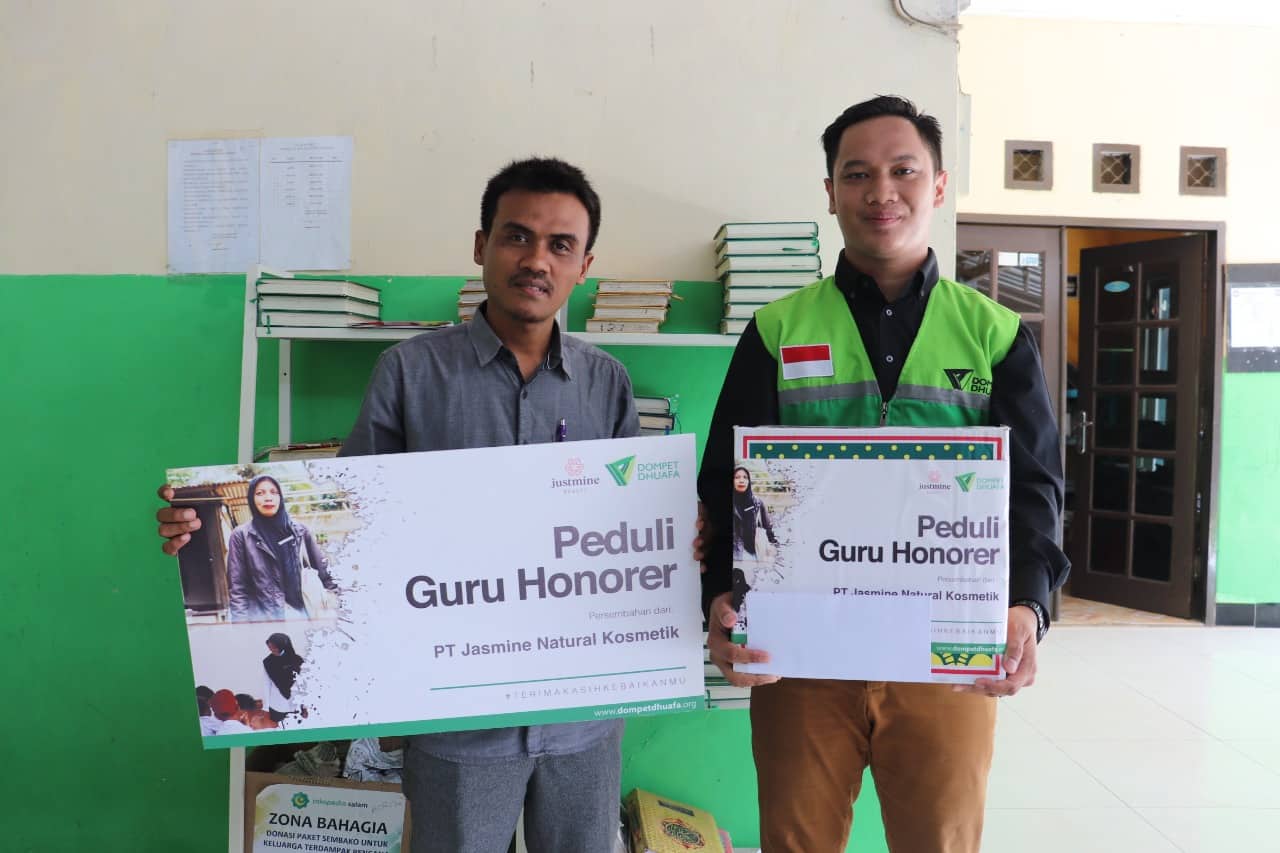 bantuan untuk guru honorer pt jasmine natural kosmetik5 dompet dhuafa