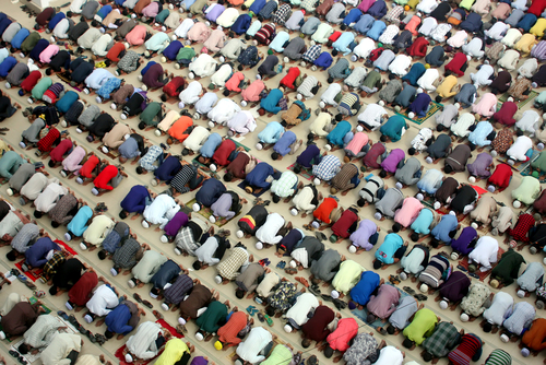 sylhetbangladeshnovember272020devoteesperformfridayprayers dompet dhuafa
