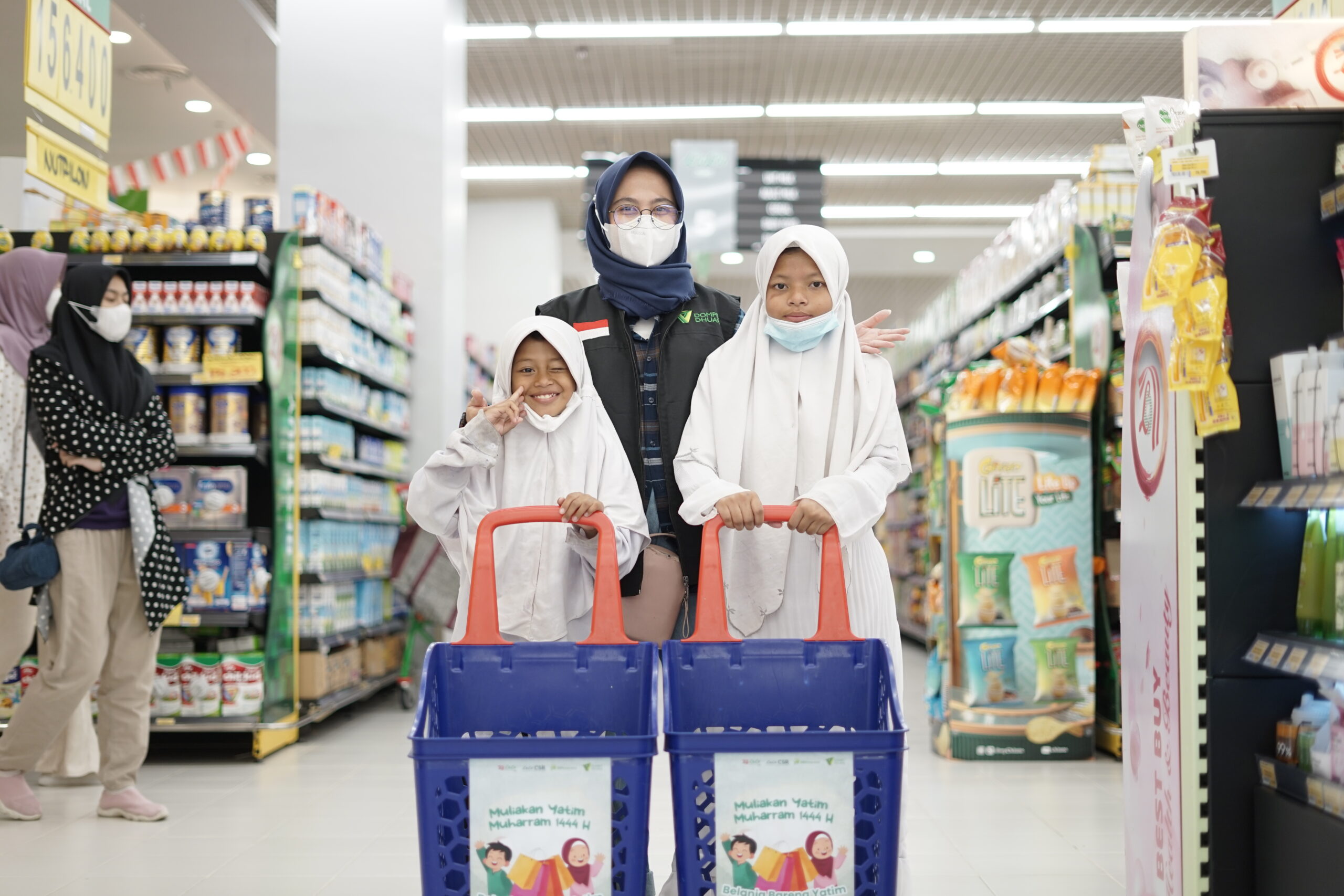 anisa belanja gratis di lulu hypermarket sawangan5 dompet dhuafa