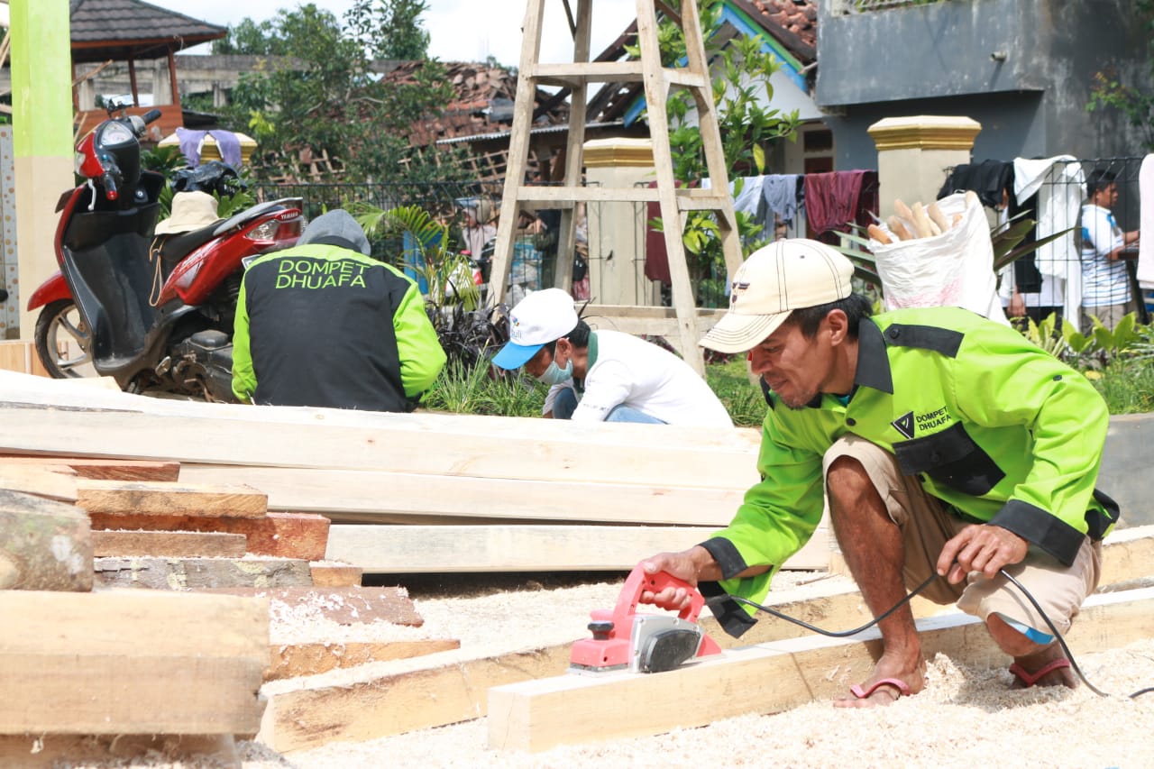 bis musholla darurat gempa bumi cianjur dompet dhuafa