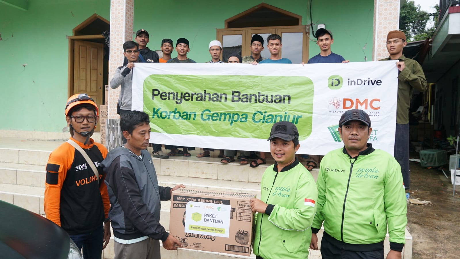 distribusikan 600 paket bantuan logistik dari indriver1 dompet dhuafa