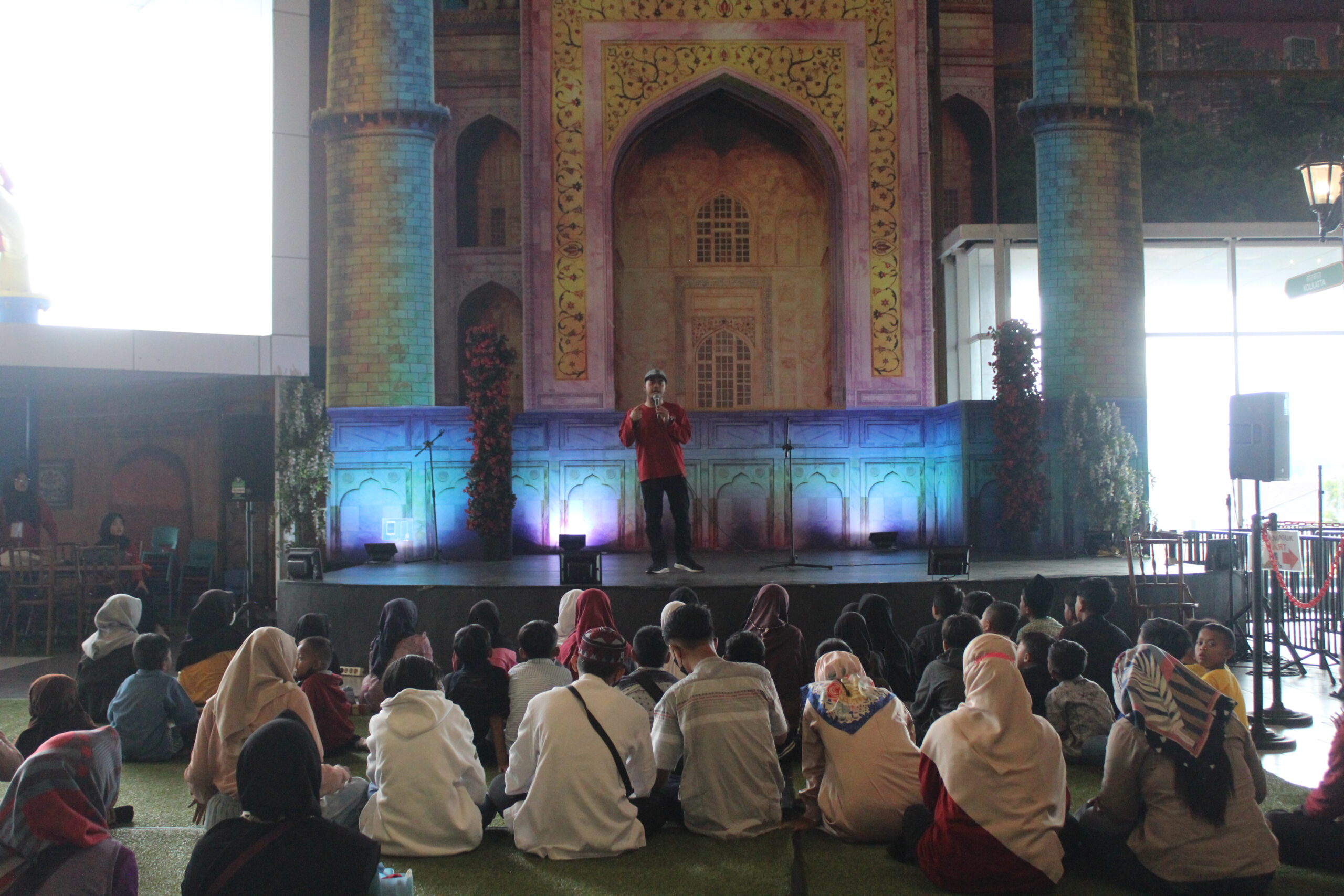 muliakan anak yatim dengan nonton film tegar dan belanja ceria3 dompet dhuafa