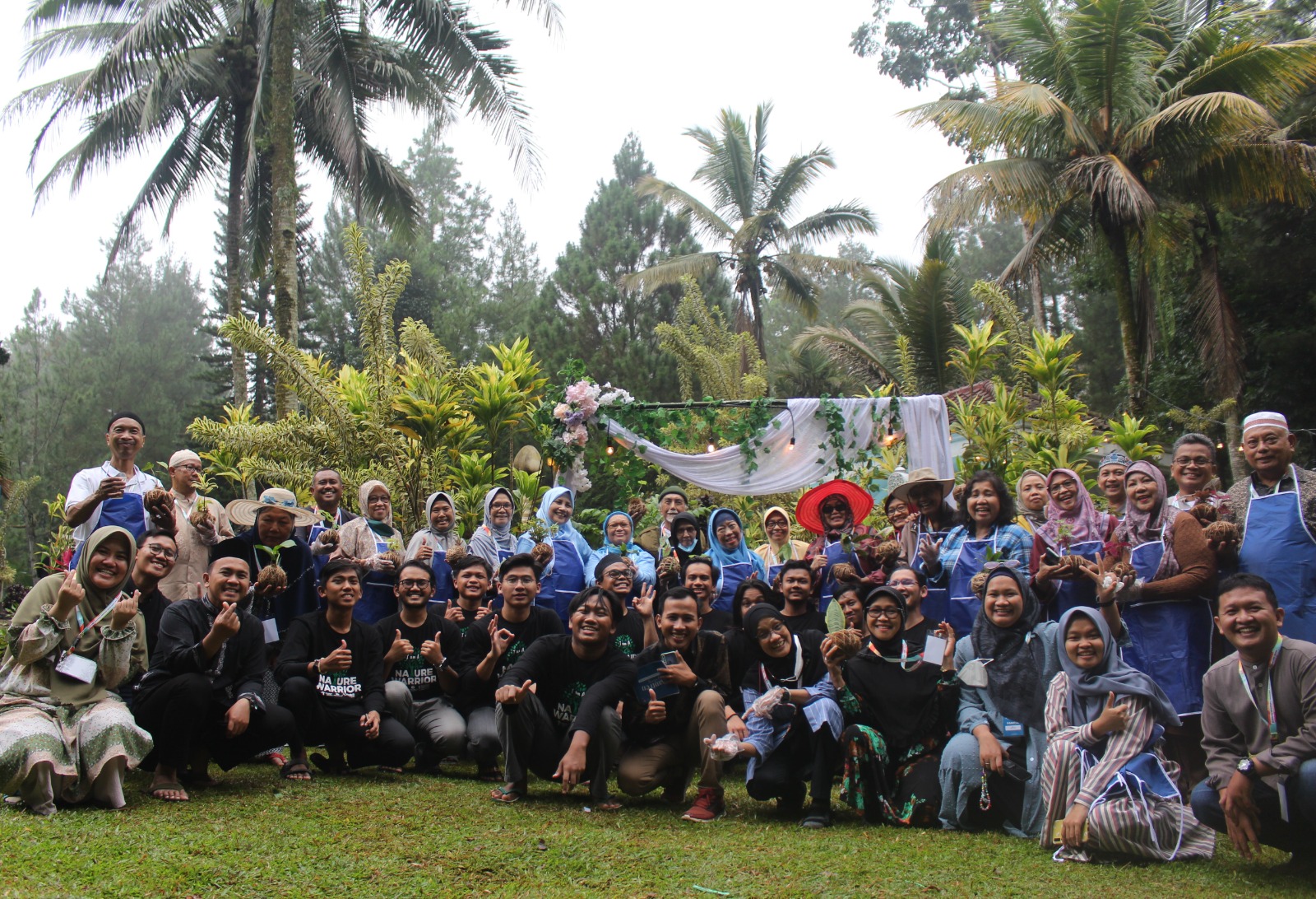 pesantren gemilang rangkul donatur lansia raih manfaat hidup6 dompet dhuafa