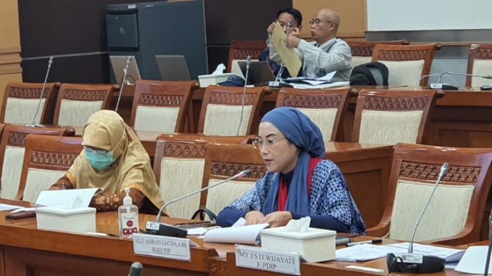 dompet dhuafa foz dpr ri dompet dhuafa dompet-dhuafa-dorong-revisi-uu-pengelolaan-zakat