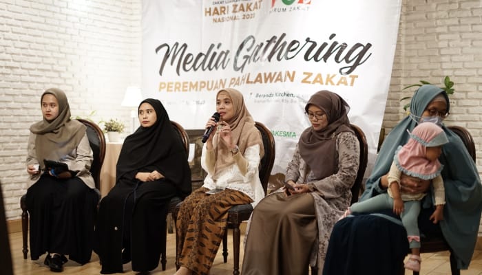 hari zakat nasional dompet dhuafa hari-zakat-nasional-perempuan-pahlawan-zakat