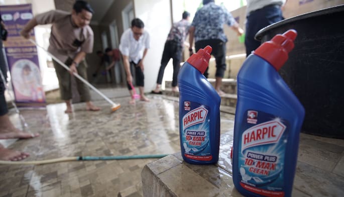 dompet dhuafa lulu hypermarket reckitt dompet dhuafa dompet-dhuafa-aksi-bersih-masjid