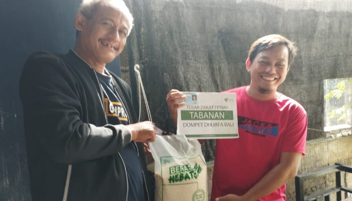 tebar-zakat-fitrah-dompet-dhuafa-bali