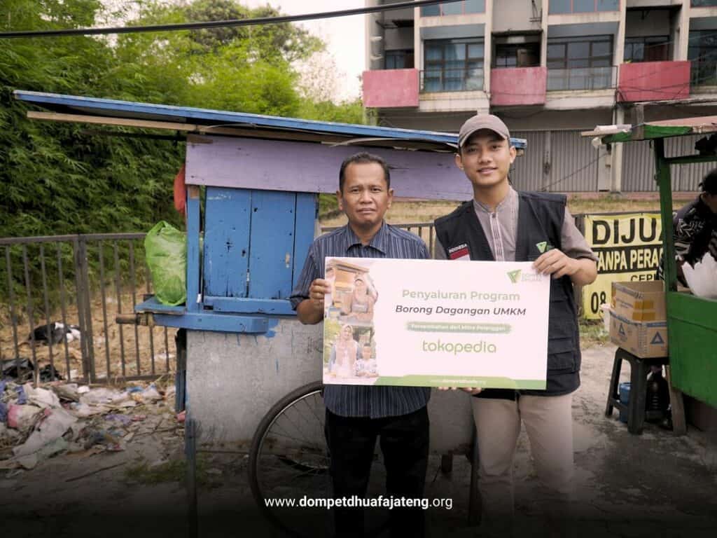 borong dagangan umkm semarang2 dompet dhuafa dompet-dhuafa-borong-dagangan-umkm-semarang