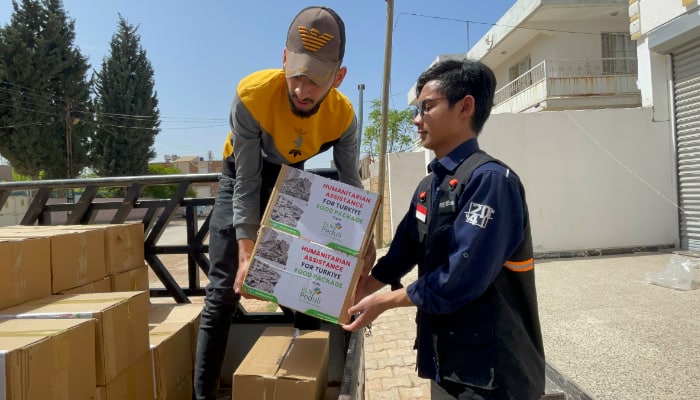 dompet dhuafa dan pt pln nusantara power up muara tawar dompet dhuafa dompet-dhuafa-dan-pt-pln-nusantara-power-up-muara-tawar-bagikan-food-package-bagi-penyintas-gempa-turkiye