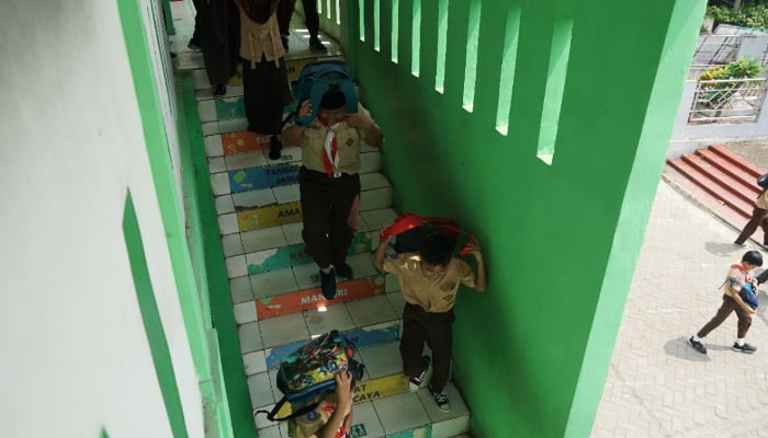 madrasahamanbencana 2 dompet dhuafa sosialisasi-madrasah-aman-bencana-dompet-dhuafa