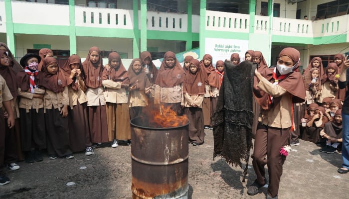 madrasahamanbencana 4 dompet dhuafa sosialisasi-madrasah-aman-bencana-dompet-dhuafa