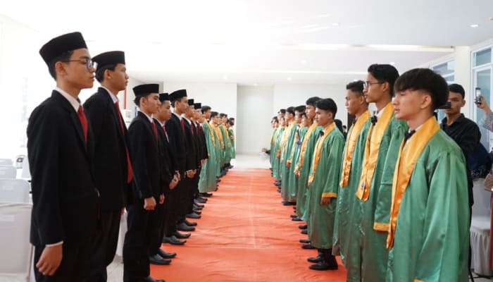 LPI Dompet Dhuafa Wisuda 47 Siswa