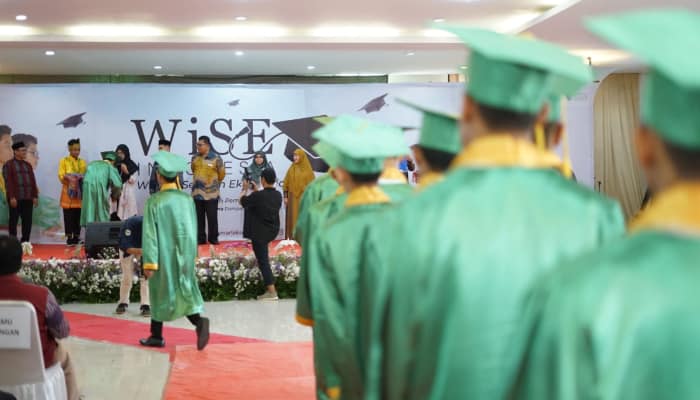 LPI Dompet Dhuafa Wisuda 47 Siswa
