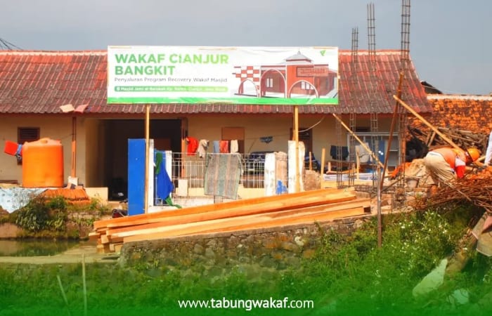 Pembangunan Masjid Al-Barakah lewat Program Wakaf Cianjur Bangkit Dompet Dhuafa.