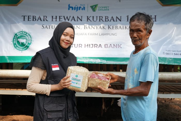 thk kurban lampung hijra bank dompet dhuafa Bersama Dompet Dhuafa, Hijra Bank Salurkan Kurban ke Lampung