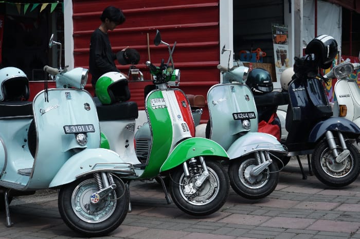 2nd anniversary komunitas vespa 60s jabodetabek 11 dompet dhuafa 2nd anniversary Komunitas Vespa 60s Jabodetabek