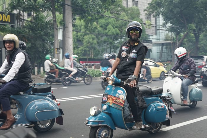 2nd anniversary komunitas vespa 60s jabodetabek 5 dompet dhuafa 2nd anniversary Komunitas Vespa 60s Jabodetabek