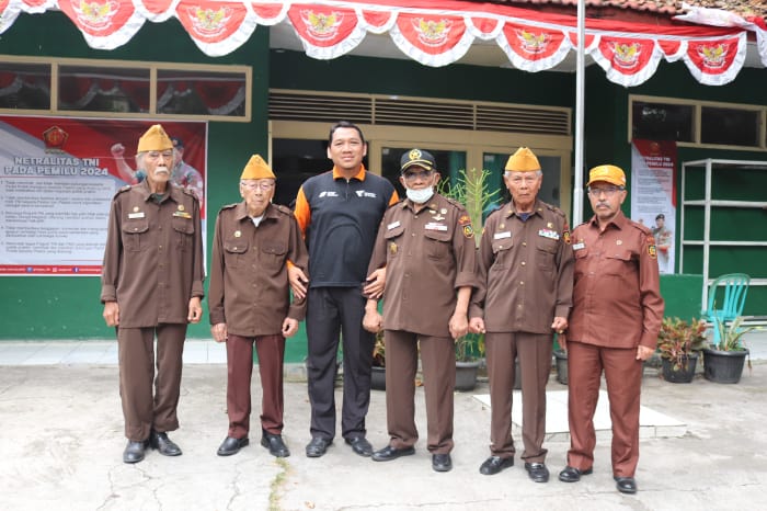 kado kemerdekaan untuk para veteran 1 dompet dhuafa