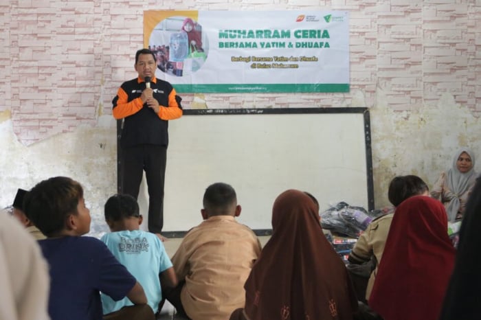 LPM Dompet Dhuafa Salurkan School Kit dan Santunan Guru Ngaji