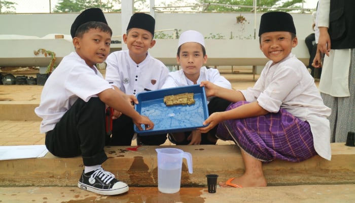 Dompet Dhuafa ajak anak-anak yaitm Lampung bertamasya dan berbelanja