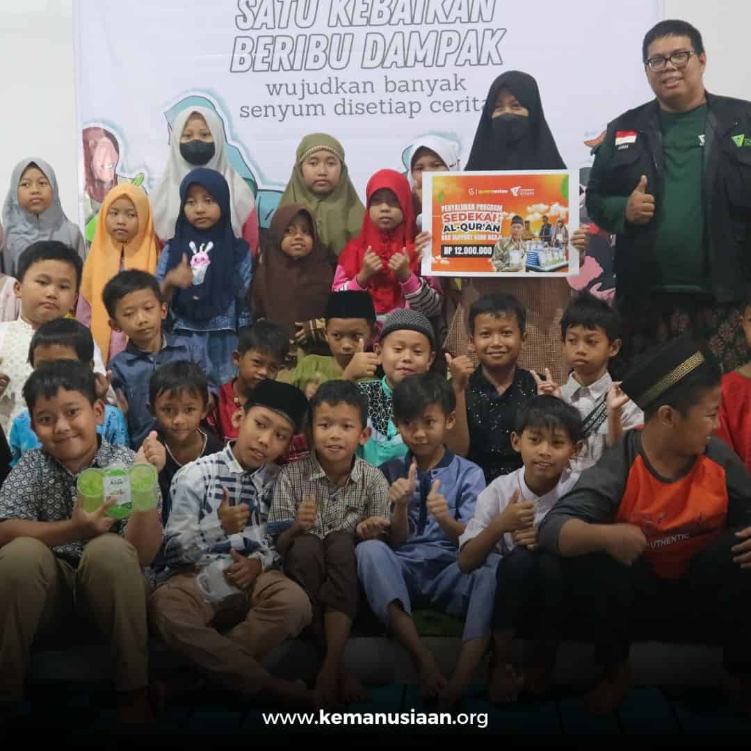 quran review dan dd jogja salurkan ratusan alquran2 dompet dhuafa Quran Review dan Dompet Dhuafa Jogja Salurkan Ratusan Al-Quran untuk guru ngaji dan yatim