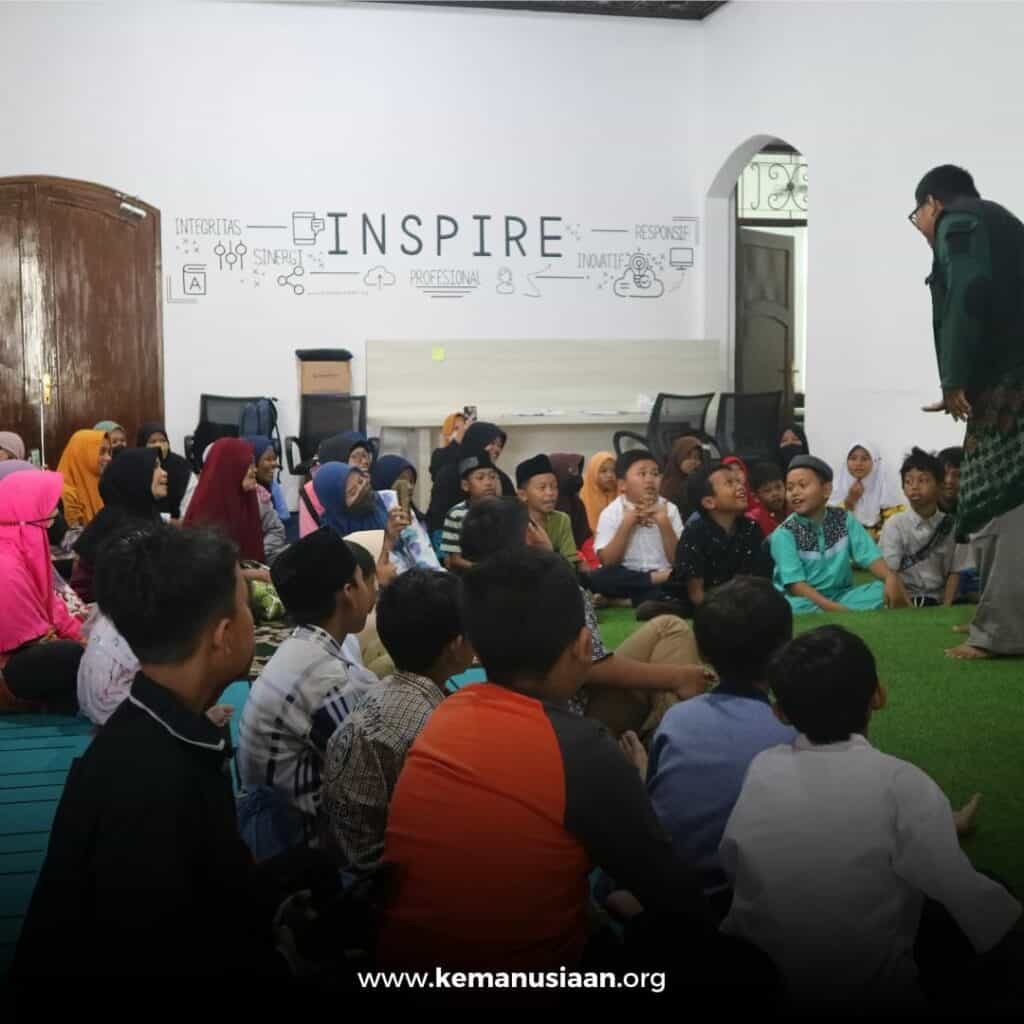 quran review dan dd jogja salurkan ratusan alquran1 dompet dhuafa Quran Review dan Dompet Dhuafa Jogja Salurkan Ratusan Al-Quran untuk guru ngaji dan yatim