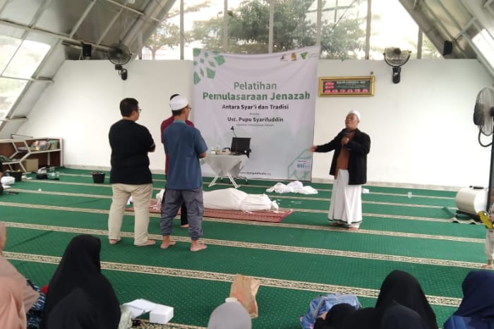 fotojet dompet dhuafa Corpse Care Training Dompet Dhuafa