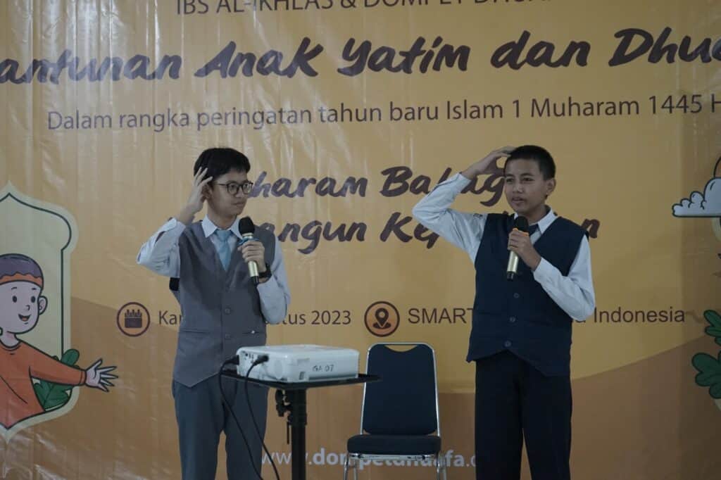 IBS Al Ikhlas Salurkan Donasi ke SMART Ekselensia Indonesia Dompet Dhuafa