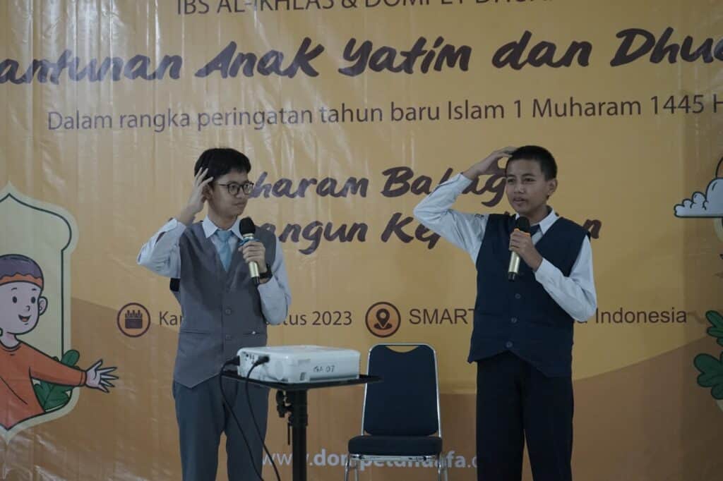 ibs al ikhlas salurkan donasi ke smart 7 dompet dhuafa IBS Al Ikhlas Salurkan Donasi ke SMART Ekselensia Indonesia Dompet Dhuafa