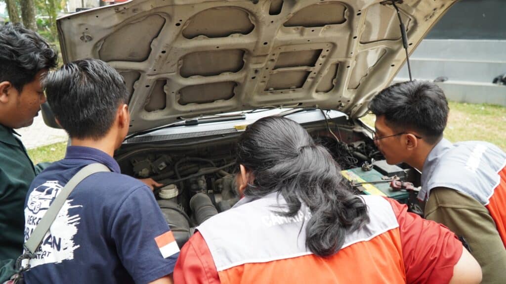 lkc gelar pelatihan defensive driving 6 dompet dhuafa LKC Dompet Dhuafa Gelar Pelatihan Defensive Driving