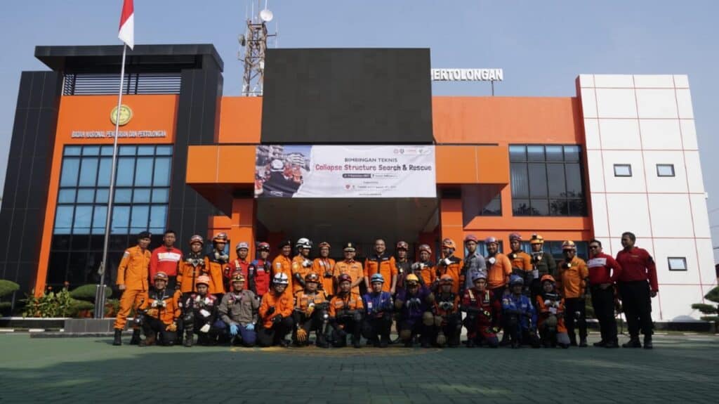 pelatihan collapse structure search and rescue 10 dompet dhuafa Pelatihan Collapse Structure Search and Rescue (CSSR)