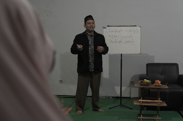 pesantren lansia perdalam ilmu agama 5 dompet dhuafa Pesantren Lansia Dompet Dhuafa perdalam ilmu agama (elderly pesantren)