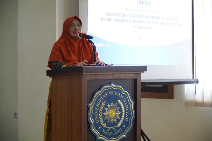 bpkh salurkan mobil ambulans 2 dompet dhuafa Dompet Dhuafa Salurkan Mobil Ambulans Kepada Klinik Pratama Universitas Muhammadiyah Magelang