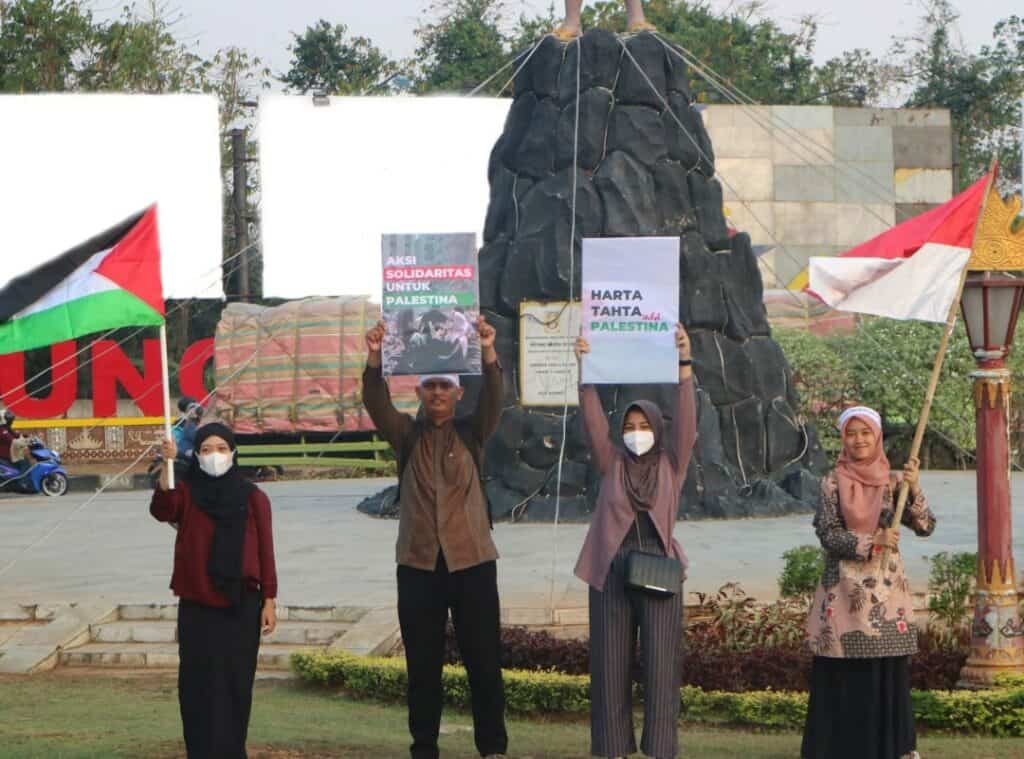 Dompet Dhuafa Lampung menggelar aksi solidaritas untuk palestina