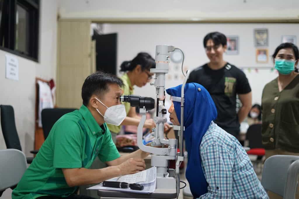 program indonesia menatap dunia4 dompet dhuafa