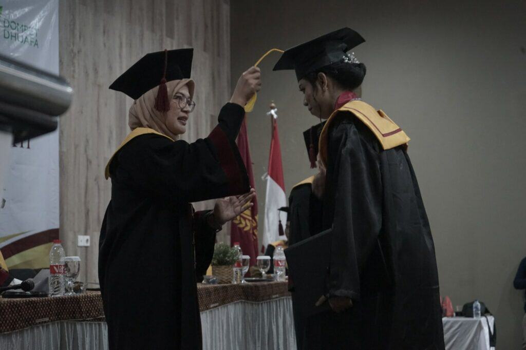 wisuda xxiii stim budi bakti 4 dompet dhuafa Wisuda XXIII STIM Budi Bakti