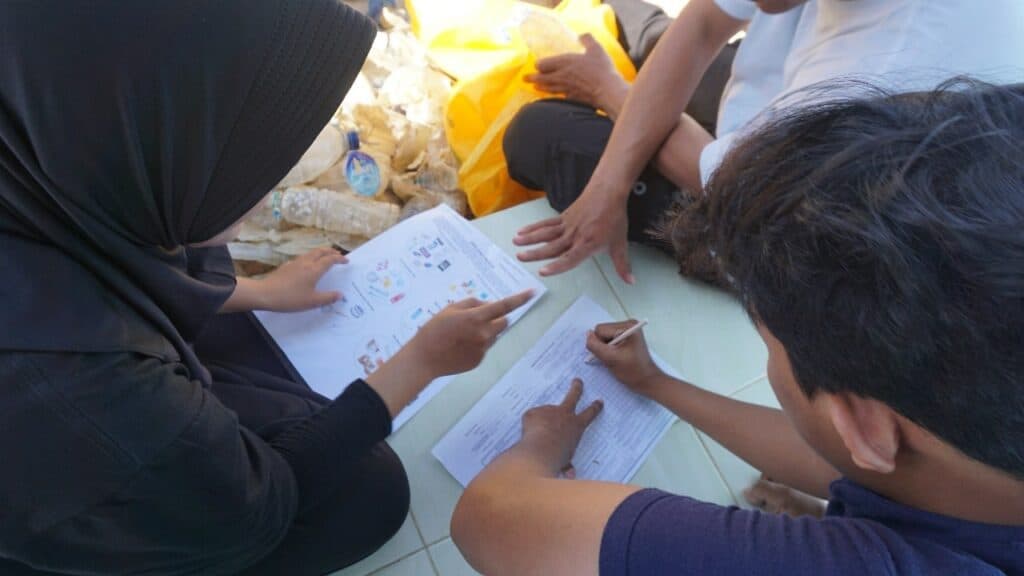Aksi Kepung Sampah di Kupang, NTT