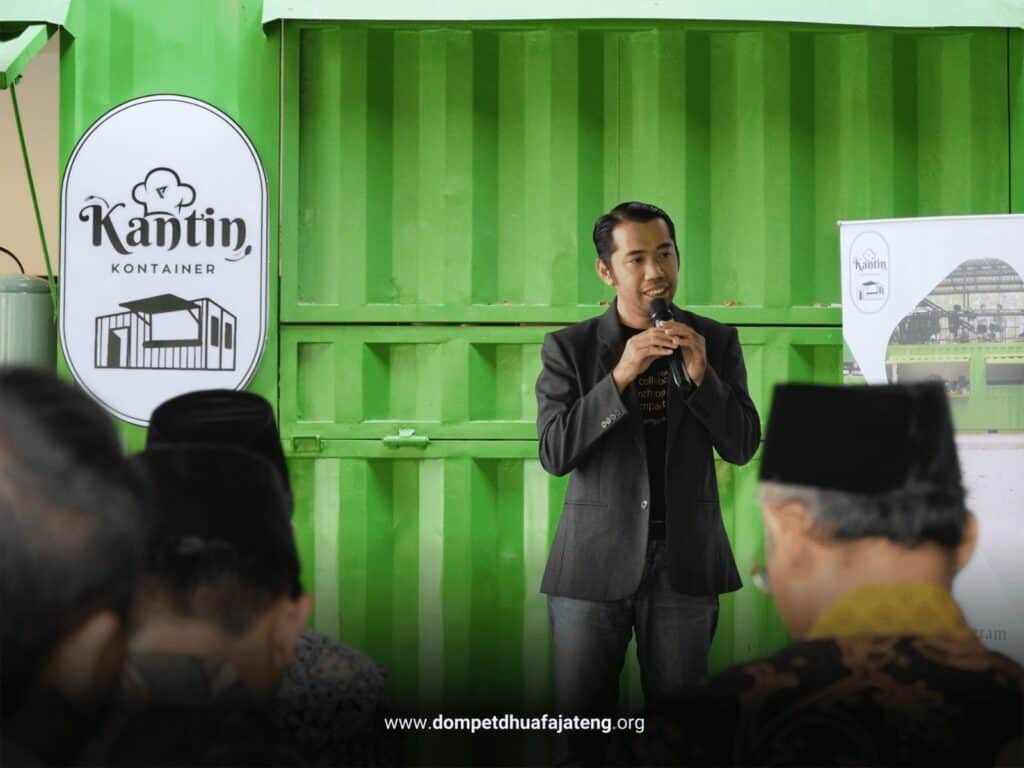 kantin kontainer 2 dompet dhuafa Launching Program Kantin Kontainer Dompet Dhuafa di UIN Walisongo Semarang