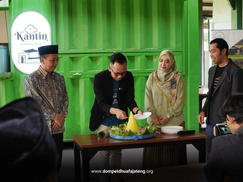 Launching Program Kantin Kontainer (Container Canteen) Dompet Dhuafa di UIN Walisongo Semarang