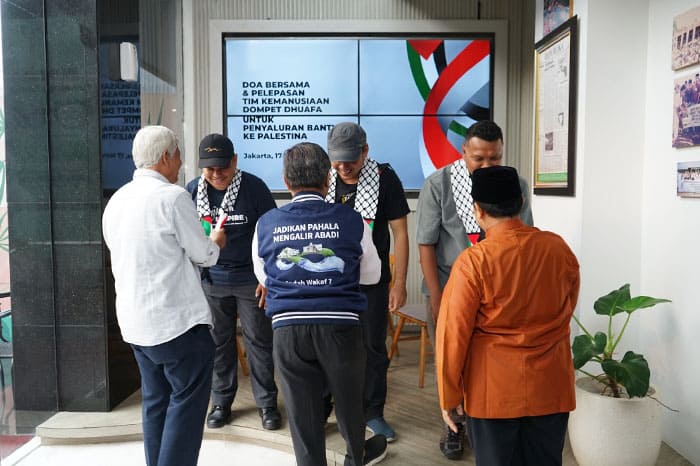 berangkatkan tim ke perbatasan rafah5 dompet dhuafa Dompet Dhuafa berangkatkan tim kemanusiaan ke Perbatasan Rafah
