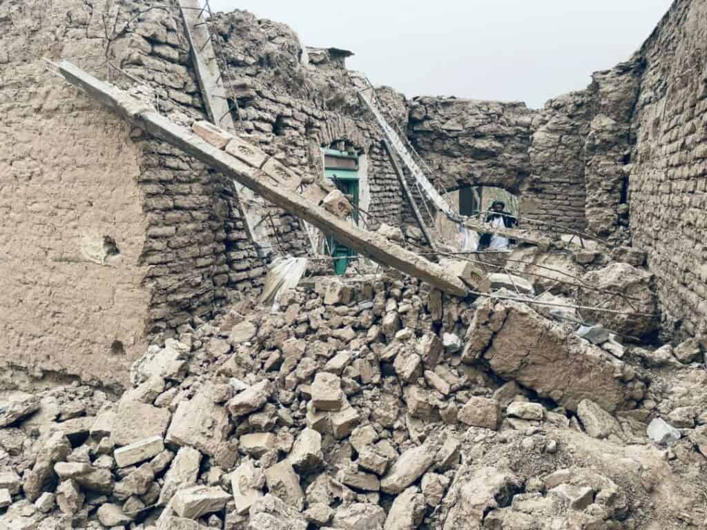 gempa afghanistan 2 dompet dhuafa Dompet Dhuafa salurkan bantuan untuk penyintas gempa Afganistan