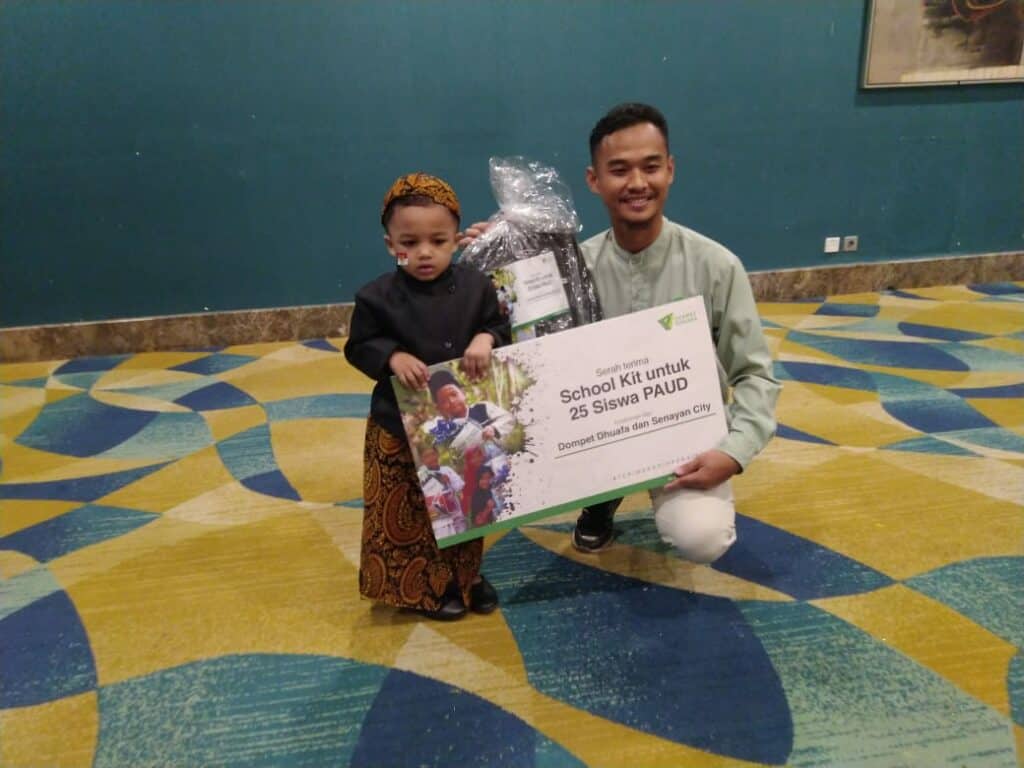 Bersama Dompet Dhuafa, Senayan City Mall berbagi kebahagiaan