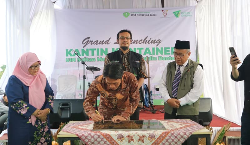launching kantin kontainer1 dompet dhuafa Grand Launching Kantin Kontainer UIN Sultan Maulana Hasanuddin