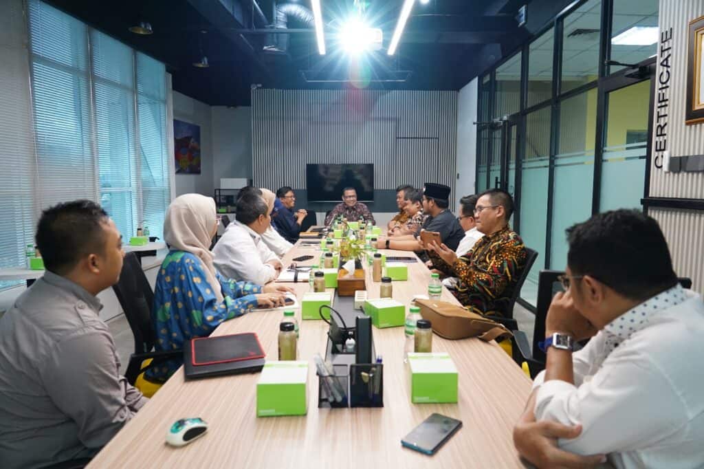 dompet dhuafa dan baznas ri bahas penguatan zakat 4 dompet dhuafa Dompet Dhuafa dan BAZNAS RI Bahas Penguatan Zakat