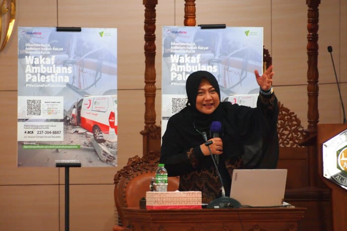 kajian wakaf bersama ustazah aisyah dahlan6 dompet dhuafa Kajian Wakaf bersama Ustazah Aisyah Dahlan