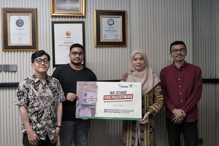 mizan group amanahkan donasi masyarakat untuk palestina1 dompet dhuafa Mizan Group Amanahkan Donasi Masyarakat untuk Palestina