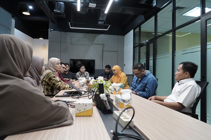 mizan group amanahkan donasi masyarakat untuk palestina5 dompet dhuafa Mizan Group Amanahkan Donasi Masyarakat untuk Palestina
