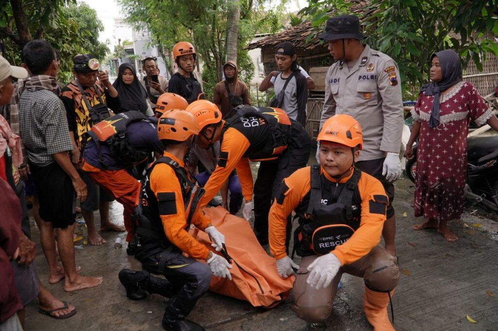 Tim Dompet Dhuafa respons cepat bencana Banjir Demak